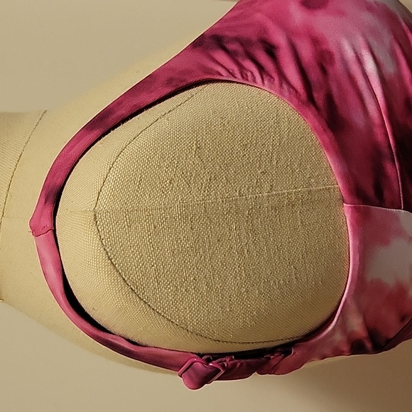 NWT: NIKE Women's Tie Dye Tankini Bathing Suit Top - Picture 4 of 12